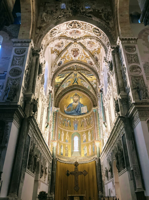 Christ Pantocrator in Cefalu Cathedral Christ Pantocrator in Cefalu Cathedral