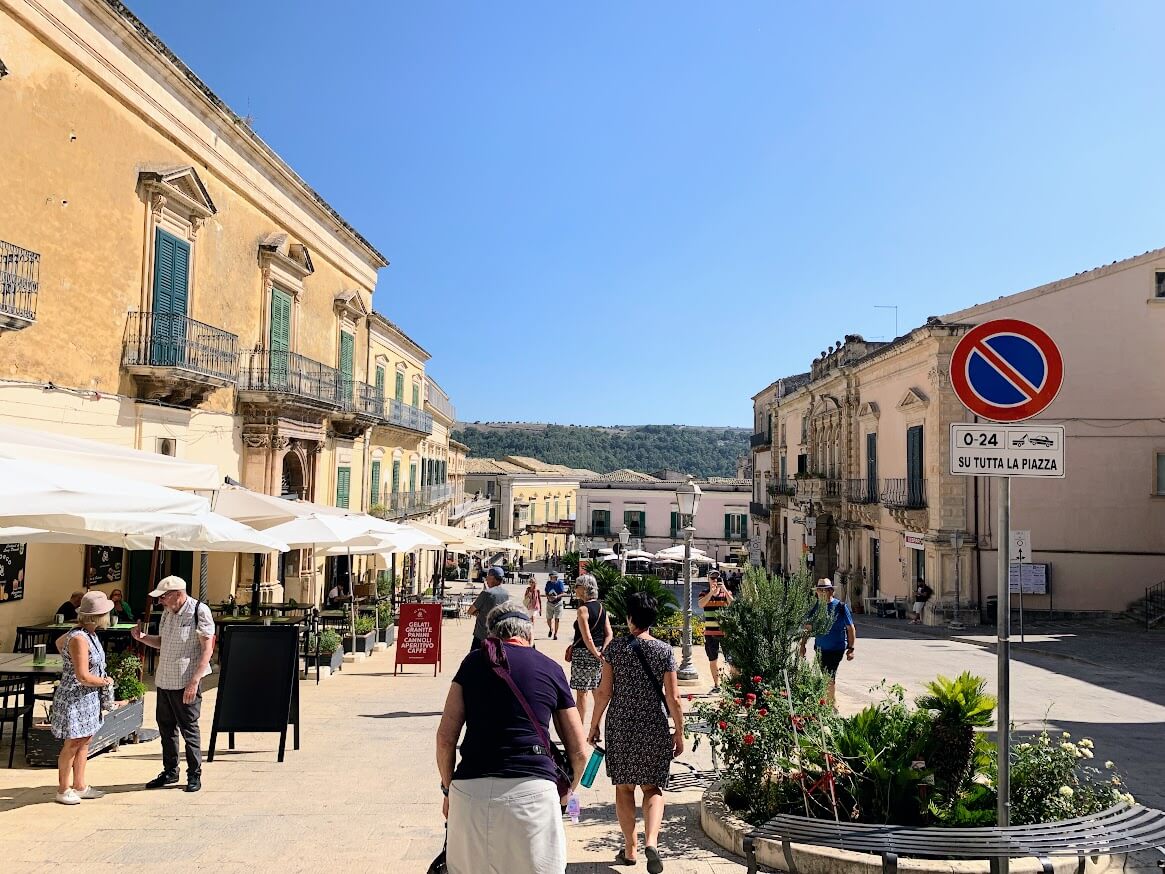 Walking Street in Ragusa Walking Street in Ragusa