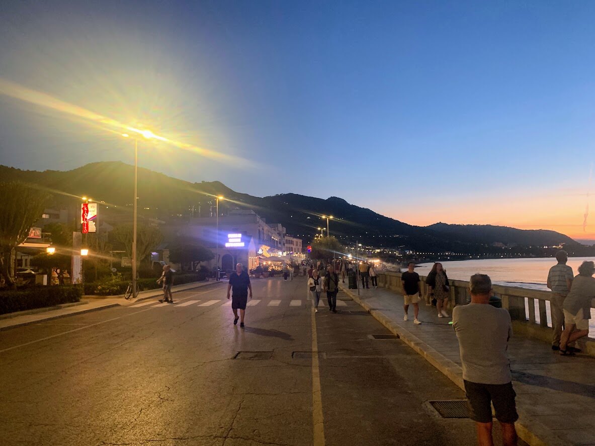 Lungomare in Cefalu, Sicily Lungomare in Cefalu, Sicily