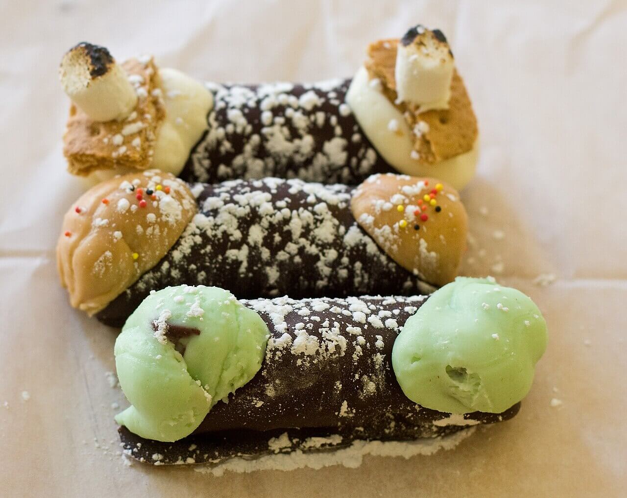 Gelato Cannoli Gelato Cannoli