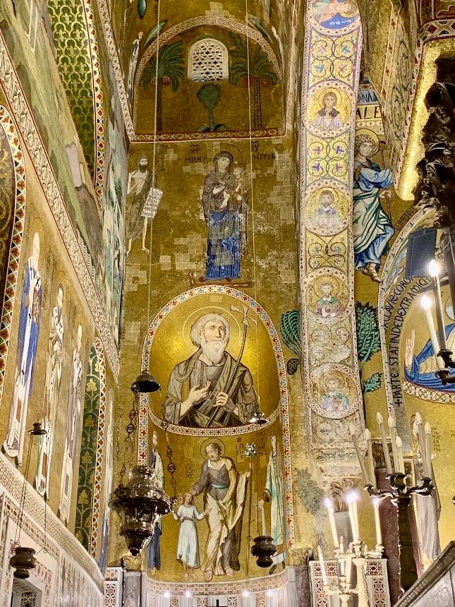 Mosaics in Palatine Chapel Mosaics in Palatine Chapel