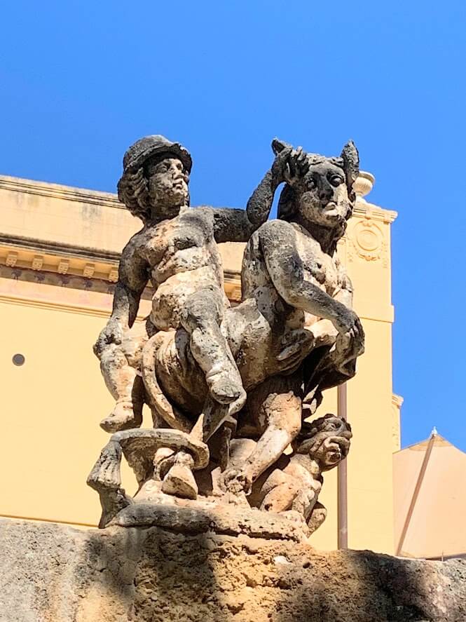 Villa Palagonia Monster